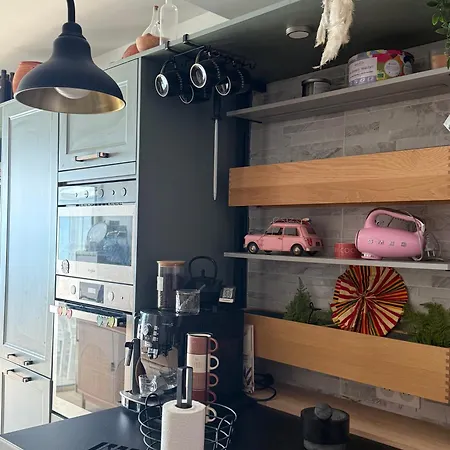 Apartment Cosy 2min From The Sea